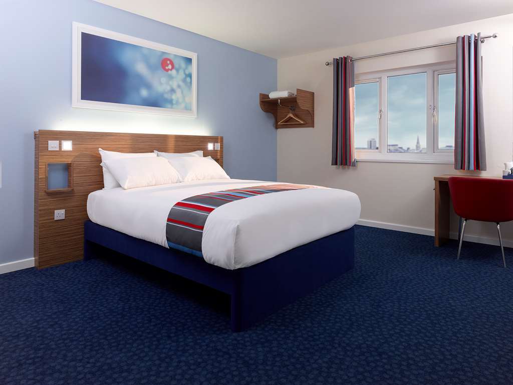Travelodge Sheffield Central Номер фото