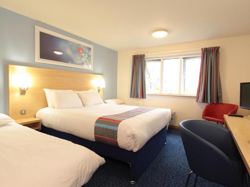 Travelodge Sheffield Central Экстерьер фото