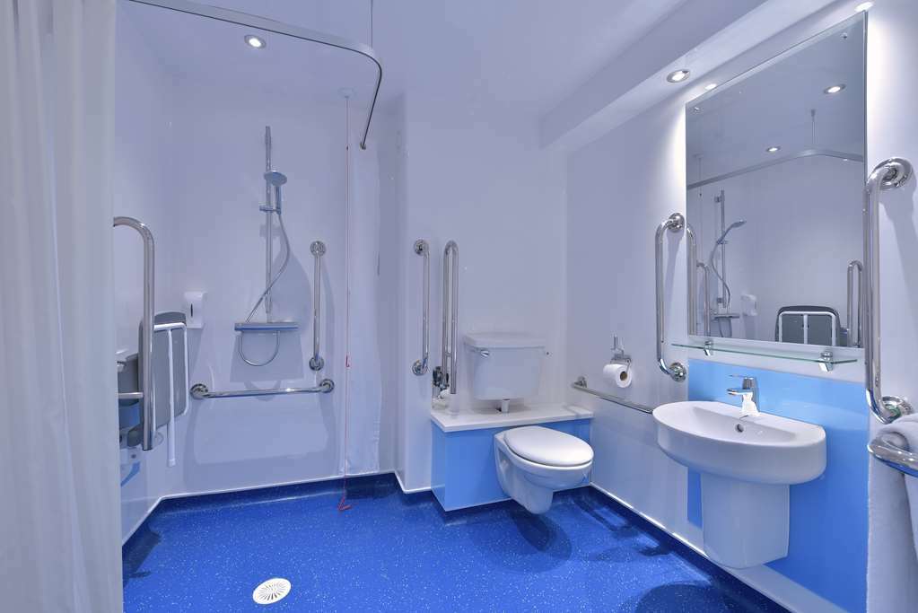 Travelodge Sheffield Central Номер фото